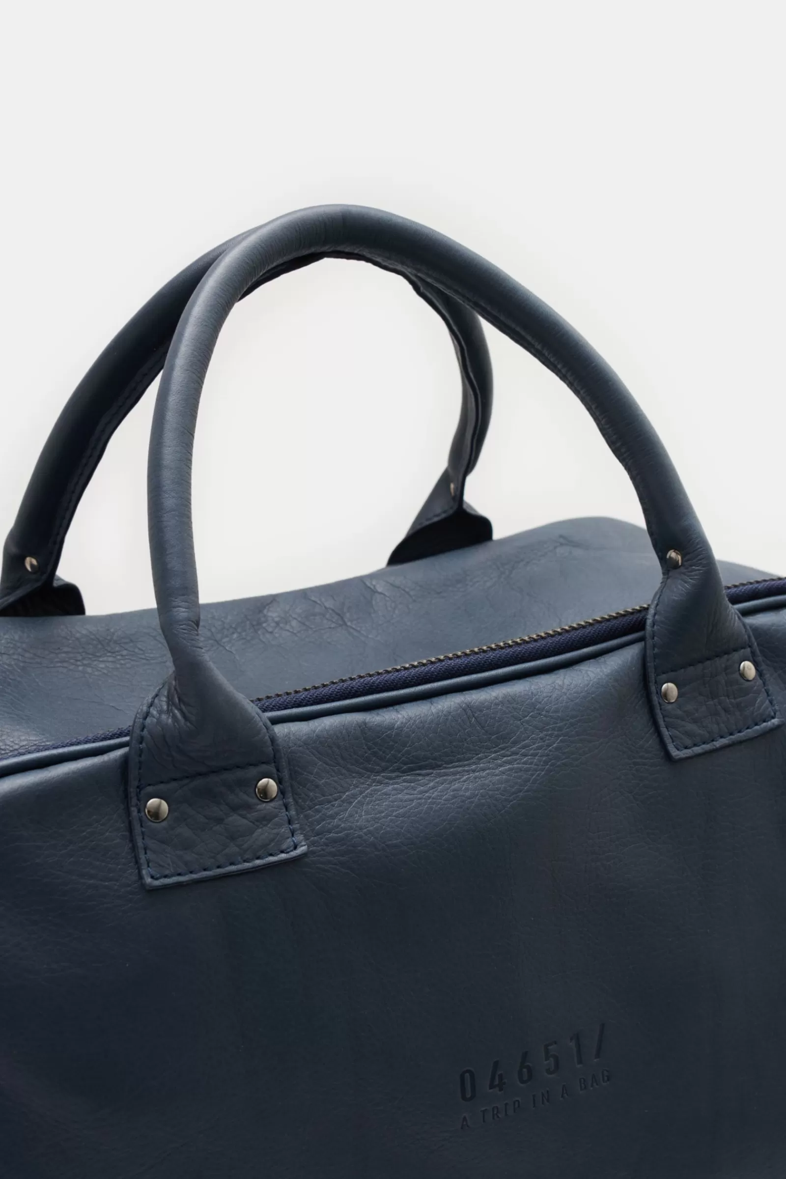 04651/ A Trip In A Bag Weekender '356 Bag Nubuck' Navy^04651/ A trip in a bag New