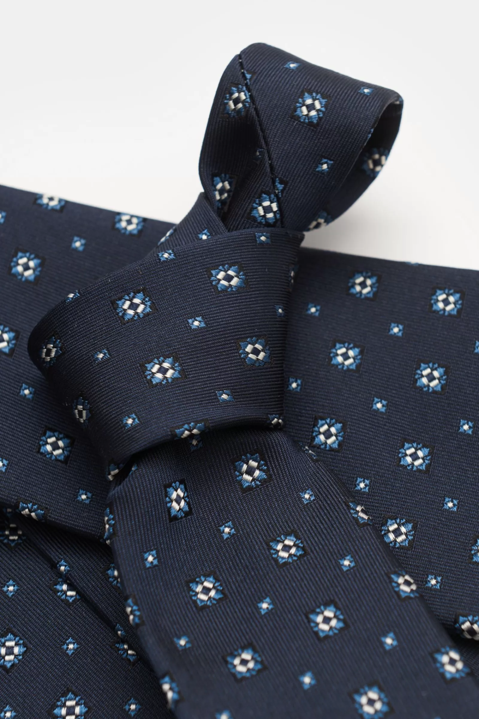 Silk Tie Navy/Blue/White Patterned^Borrelli Shop