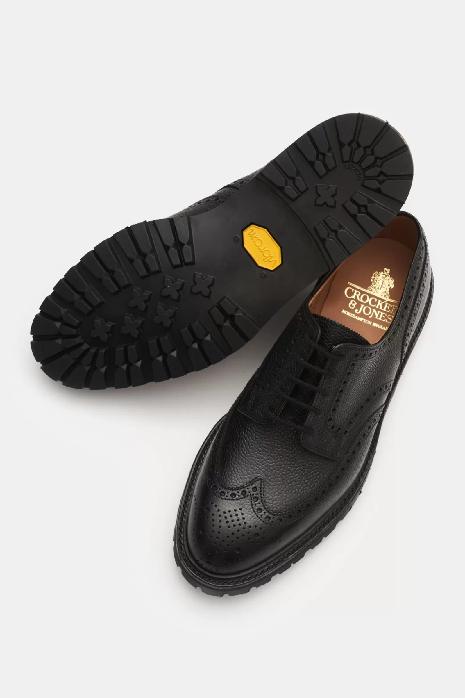 Full Brogues 'Pembroke' Black^Crockett & Jones Discount