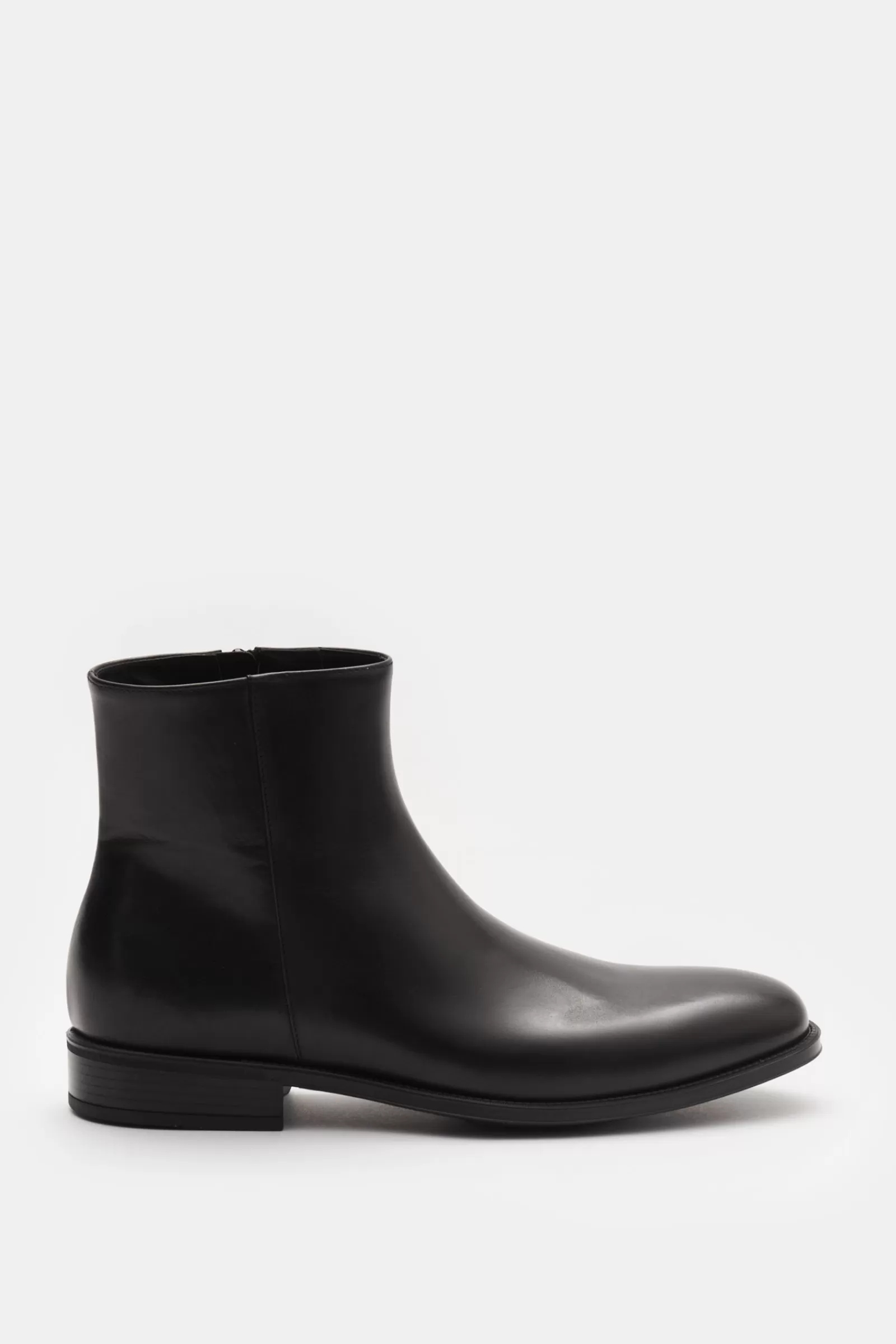 Boots Black^Doucal's Online