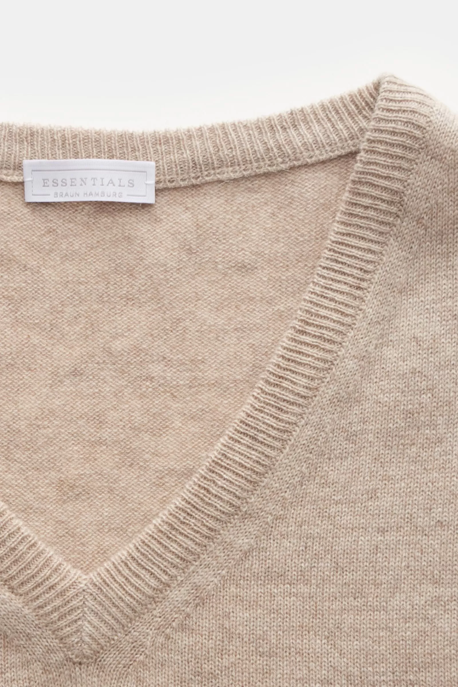 Essentials Cashmere V-Neck Jumper Beige^* Cheap