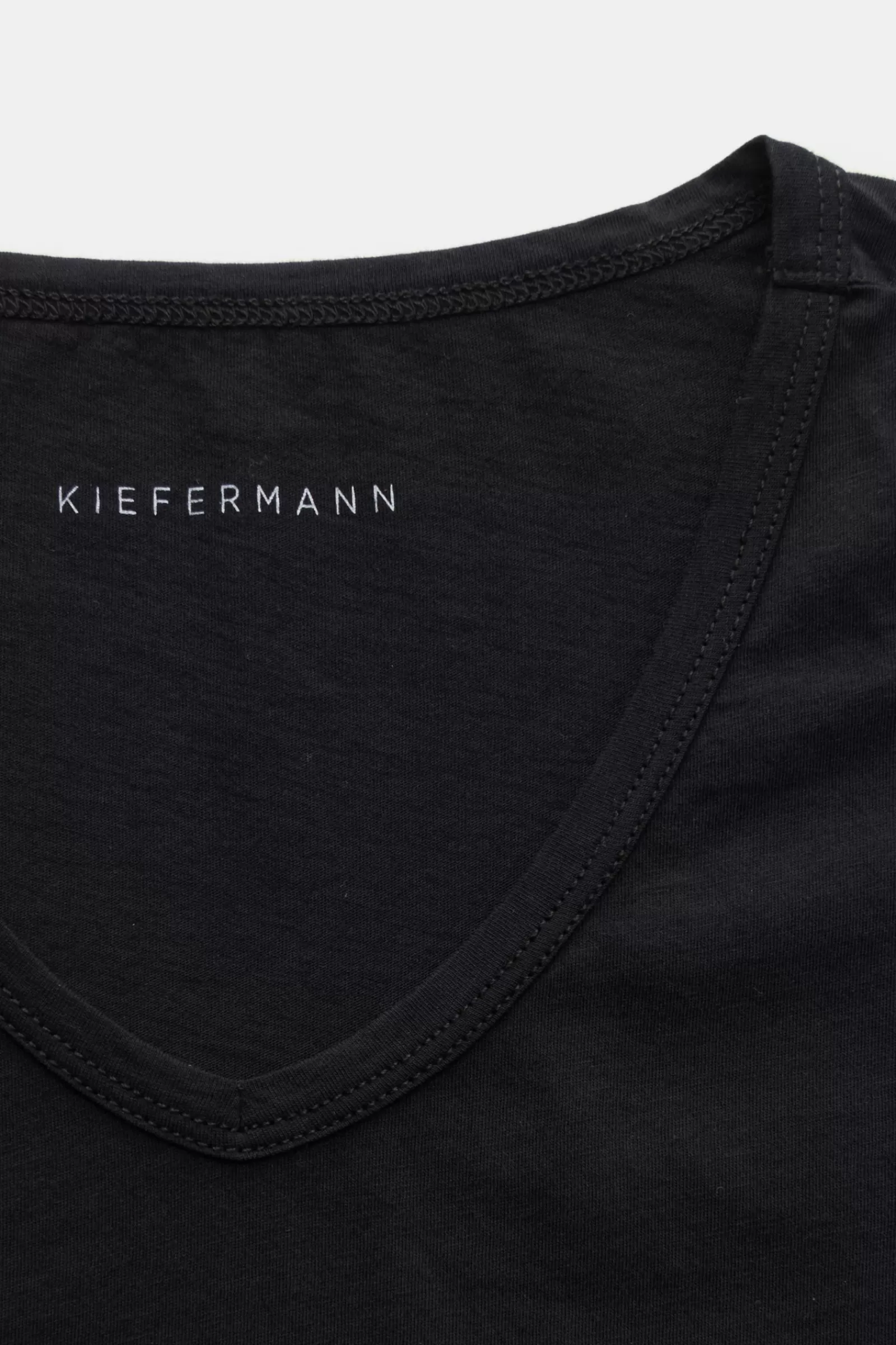 V-Neck T-Shirt 'Darius' Black>Kiefermann New