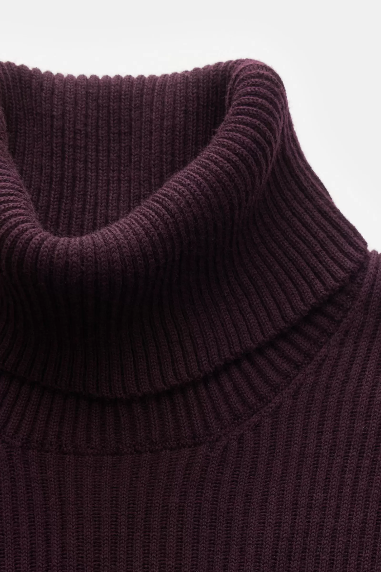 Turtleneck Jumper Burgundy^Stone Island Shop