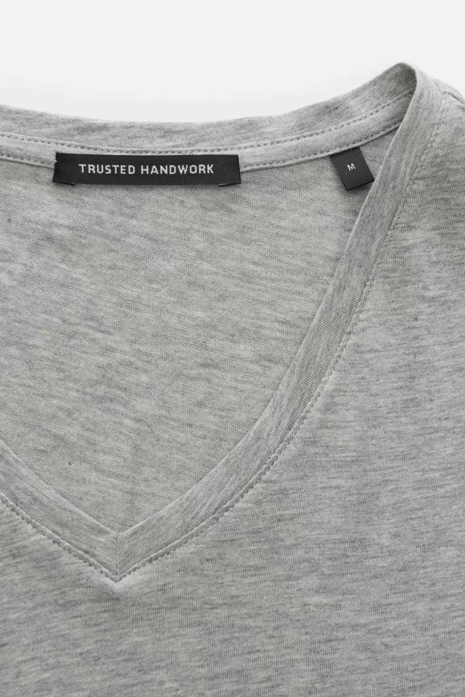 V-Neck T-Shirt Grey>Trusted Handwork Hot